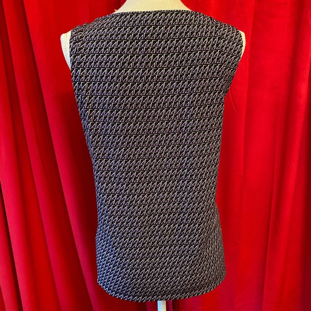 ❌sold❌ Calvin Klein blouse 2X - Picture 5 of 6